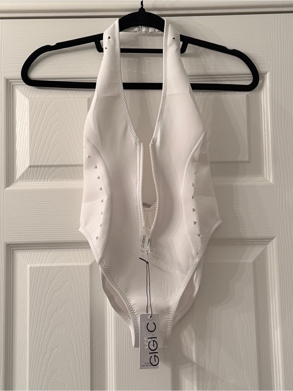 GIGI C| NWT White Halter One-Piece Swimsuit with Zipper Front in Size XS - Picture 4 of 13